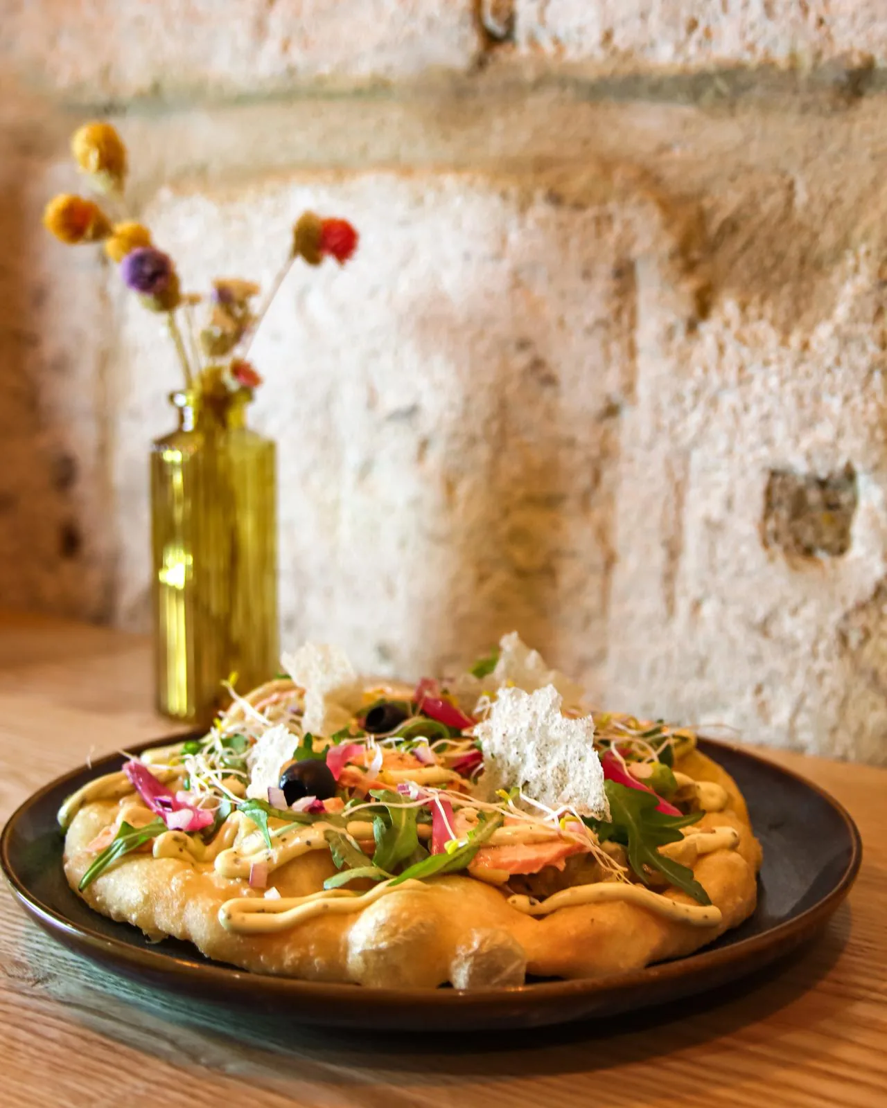 Lángos servi dans le restaurant